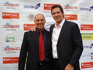 Hollywood-Schauspieler und Muskelpaket Ralf Möller zu Besuch beim JOSKA Galaabend... ganz schön groß der Herr Möller .